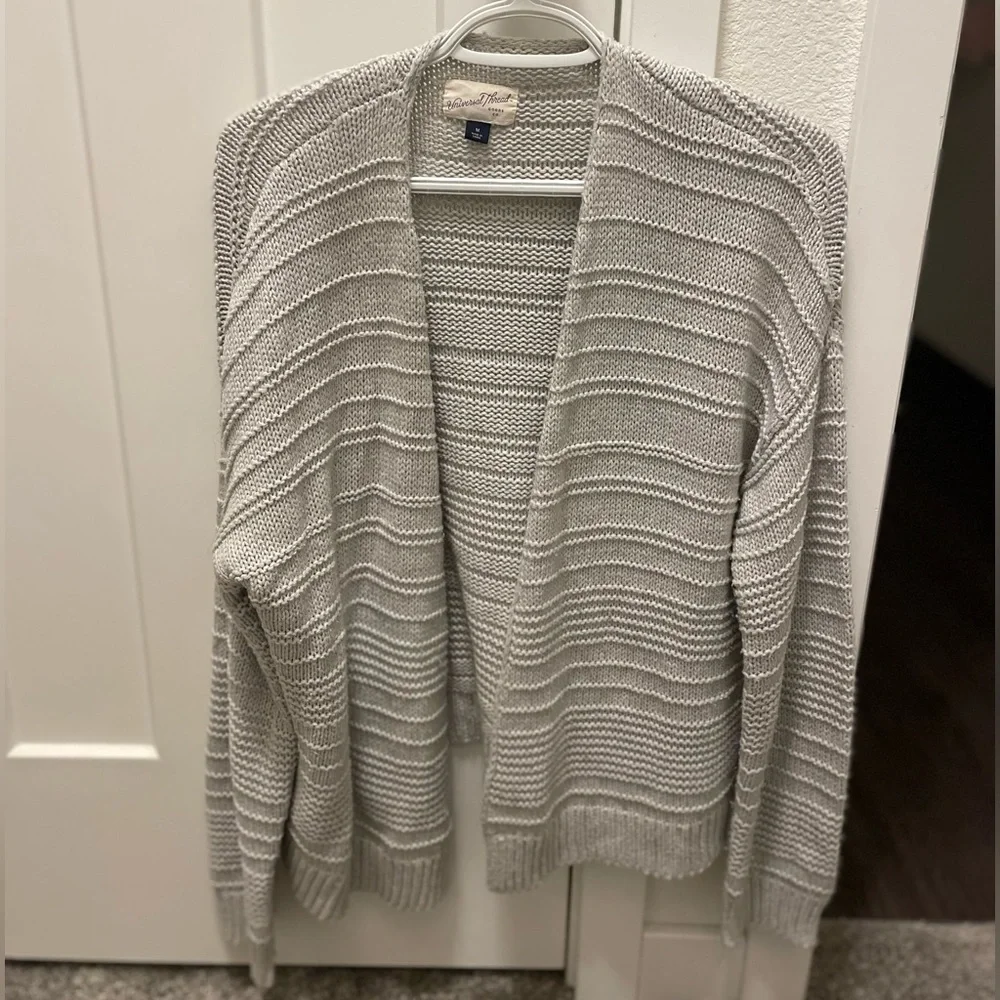 Simple Cream Cardigan - Picture 1 of 3